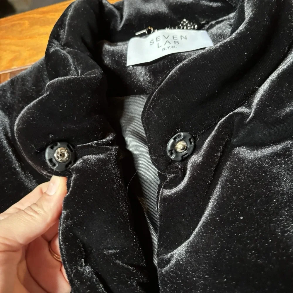 Seven Lab NYC Black Velvet Star Long Vest Woolmark Russia Sz M Fun Art Unique
